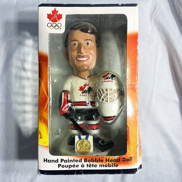 Ed Belfour Team Canada Hand-Painted Bobblehead Figure Toronto Maple Leafs - Picture 1 of 11
